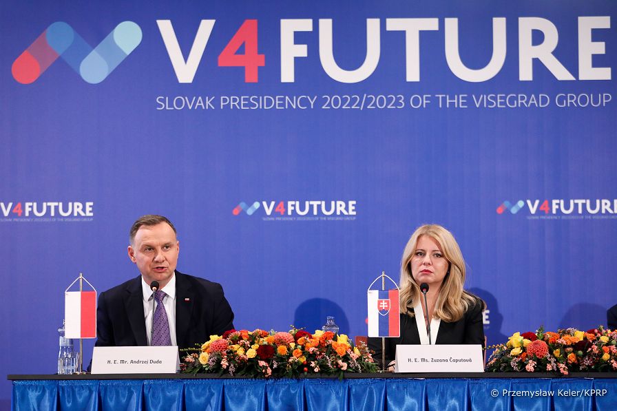 16__Andrzej_Duda_Slowacja_V4_20221011_PK2_9726.jpg