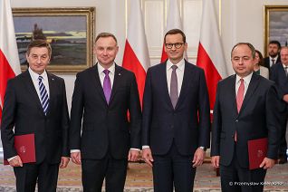 08__Andrzej_Duda_zmiana_w_skladzie_rzadu_20221012_PK2_9539.jpg