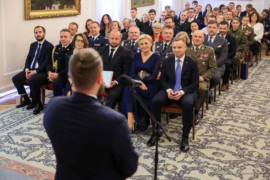 18__Andrzej_Agata_Duda_podopieczni_Fundacji_Dorastaj_z_Nami_20221013_GJA_0680.jpg