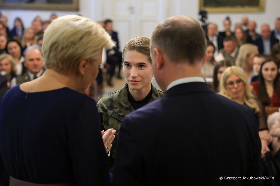 14__Andrzej_Agata_Duda_podopieczni_Fundacji_Dorastaj_z_Nami_20221013_GJA_0589.jpg