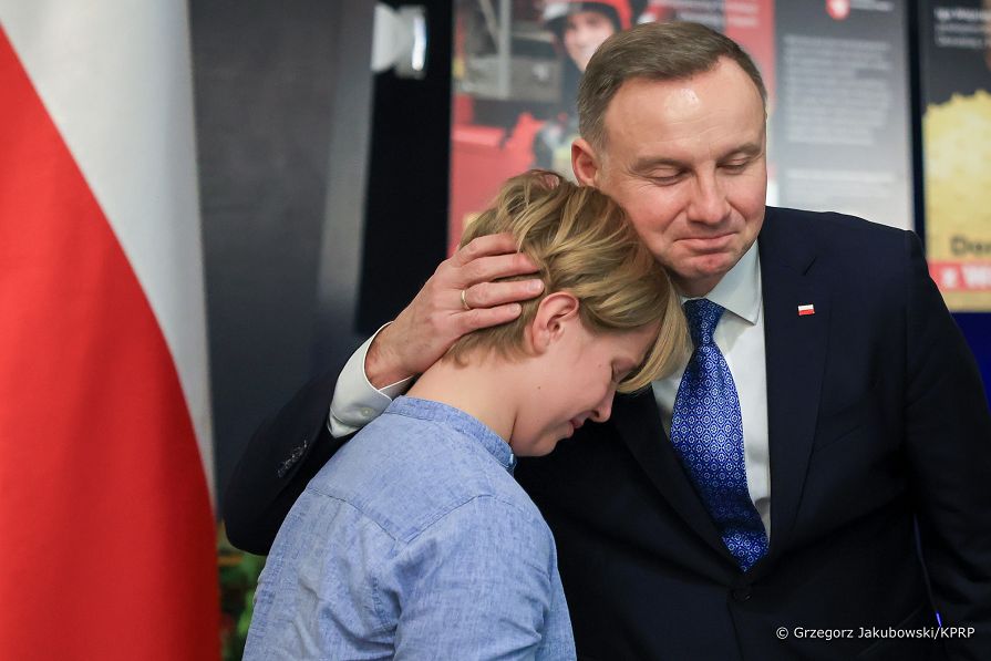 06__Andrzej_Agata_Duda_podopieczni_Fundacji_Dorastaj_z_Nami_20221013_GJA_0307.jpg