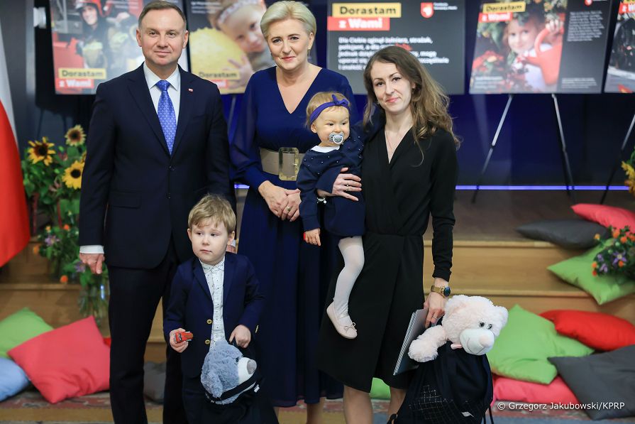 11__Andrzej_Agata_Duda_podopieczni_Fundacji_Dorastaj_z_Nami_20221013_GJA_0476.jpg