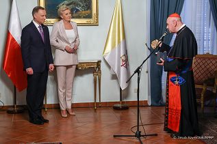 17__Andrzej_Duda_kardynal_Angelo_Comastri-_20221017_JS__4086.jpg