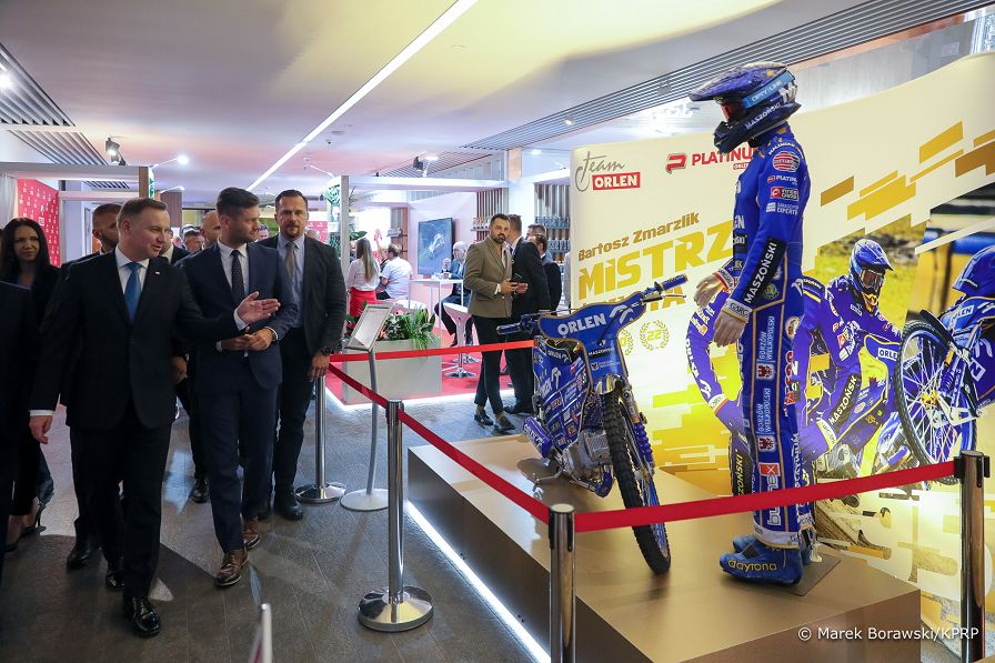 01__Andrzej_Duda_Zwiazki_Sportowe_20221019_MB2_8246.jpg