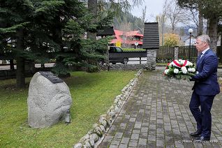 01__Piotr_Cwik_wizanki_20221019_MB2_8141.jpg