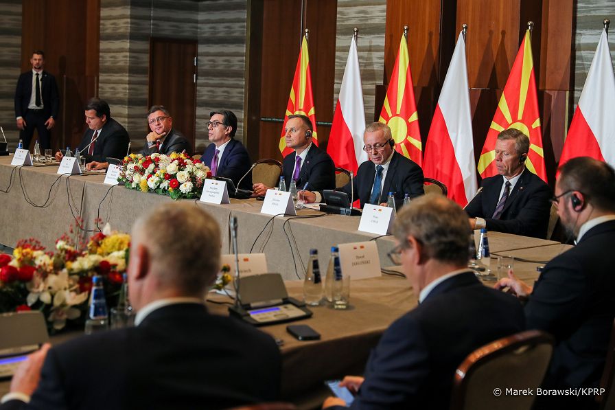 05__Andrzej_Duda_Stewo_Pendarowski_Prezydent_Macedonii_spotkanie_gospodarcze_20221024_MB2_9414.jpg