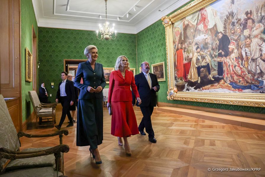 12__Agata_Kornhauser_Duda_Lidija_DJUKANOVIC_Zamek_Krolewski-_20221027_GJB_7835.jpg