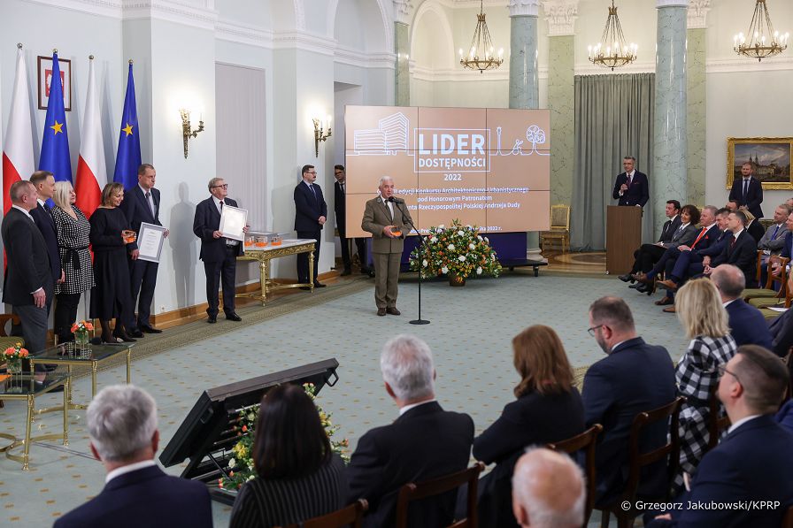 10__Andrzej_Duda_konkurs_lider_dostepnosci_20221028_GJB_8015.jpg