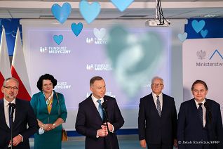 04__Andrzej_Duda_Gornoslaskie_Centrum_Zdrowia_Dziecka_Katowice -_20221003_JS__1004.jpg