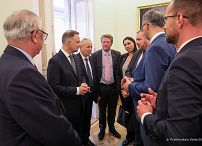 14__Andrzej_Duda_odznaczenia_Polska_Agencja_Inwestycji_Handlu_20221004_PK1_8276.jpg
