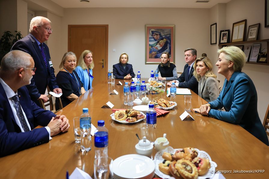 04__Agata_Kornhauser_Duda_Olena_Zelenska_Centrum_Zdrowia_Dziecka_20221004_GJA_0232.jpg