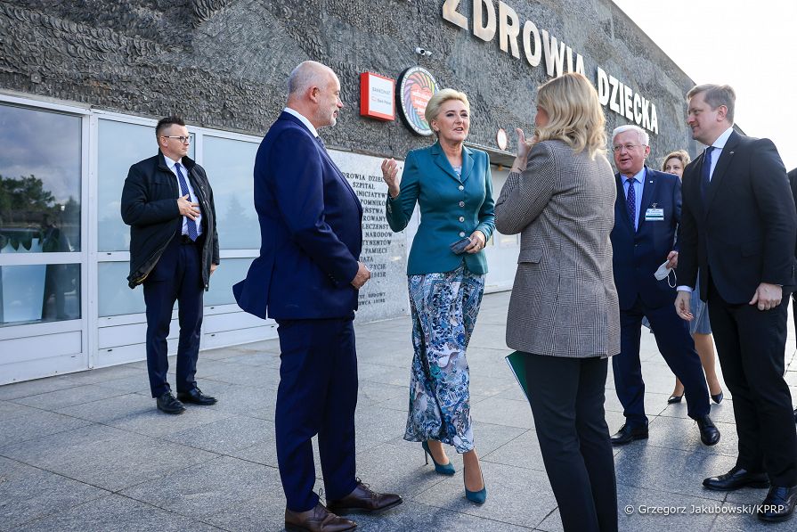 01__Agata_Kornhauser_Duda_Olena_Zelenska_Centrum_Zdrowia_Dziecka_20221004_GJA_0198.jpg