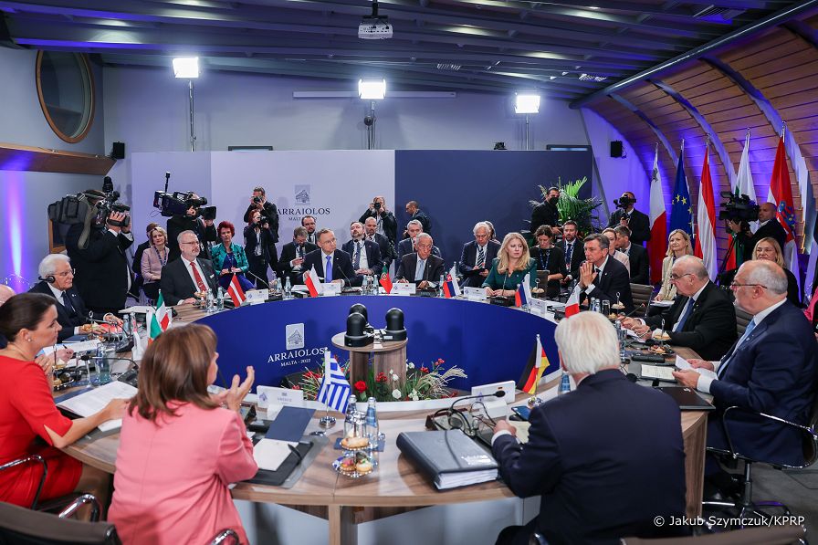 09__Andrzej_Duda_Szczyt_Panstw_ARRAIOLOS_20221006_JS__1873.jpg