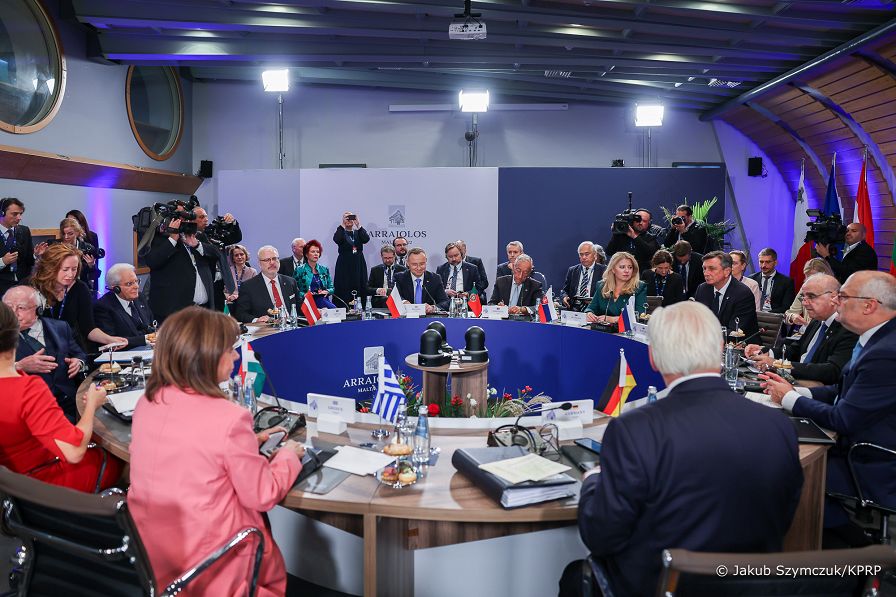 07__Andrzej_Duda_Szczyt_Panstw_ARRAIOLOS_20221006_JS__1852.jpg