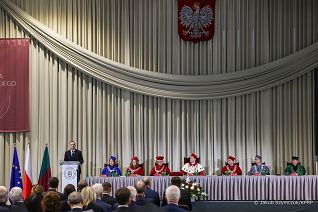 07__Andrzej_Duda_uniwersytet_Ekonominczy_Krakow_20221007_JS__2025.jpg