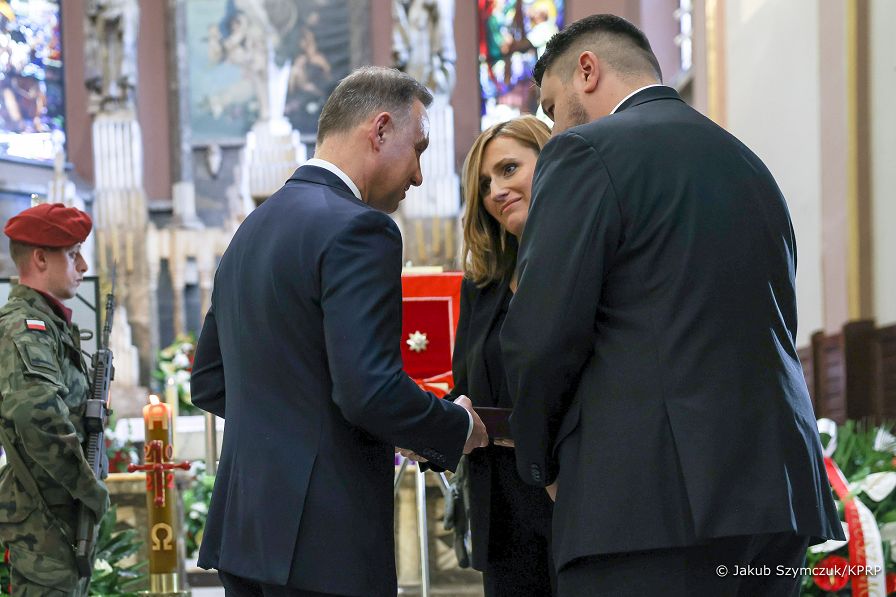 03__Andrzej_Duda_pogrzeb_MIeszyslawa_Gila_20221007_JS__2132.jpg