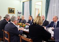 004_Andrzej_Duda_Gitanas_Nauseda_obrady_20221110_JSZ_6307.jpg