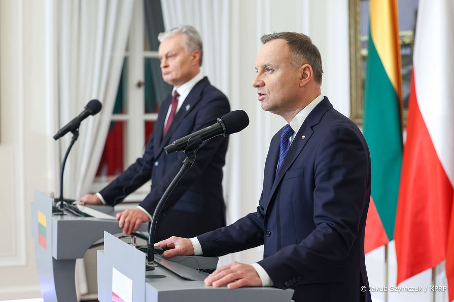 008_Andrzej_Duda_Gitanas_Nauseda_konferencja_20221110_JS__8389.jpg