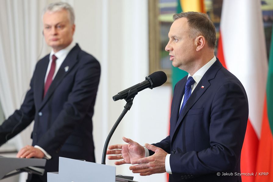 010_Andrzej_Duda_Gitanas_Nauseda_konferencja_20221110_JS__8408.jpg
