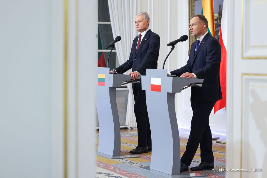 011_Andrzej_Duda_Gitanas_Nauseda_konferencja_20221110_JS__8419.jpg