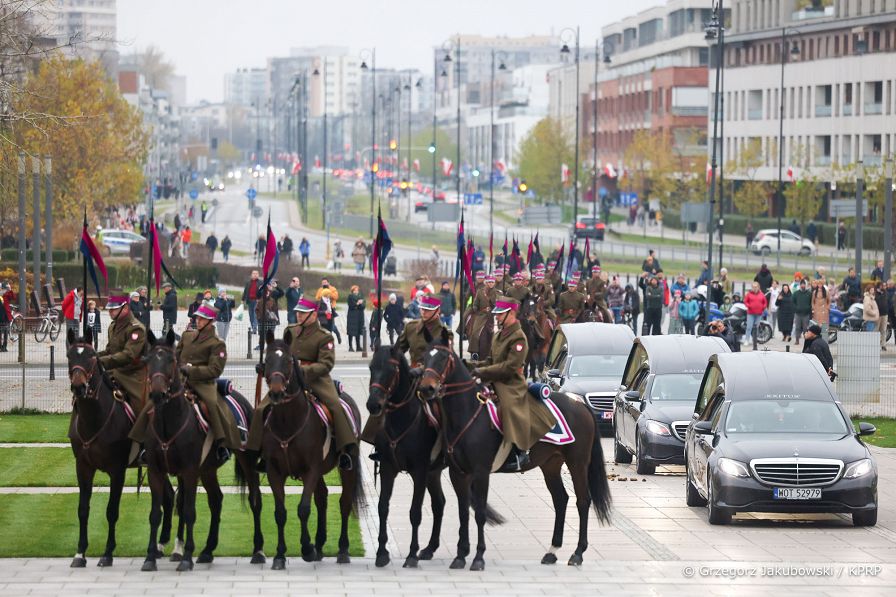 002_Andrzej_Duda_powtorny_pochowek_prezydentow_RP_20221112_GJB_8341.jpg