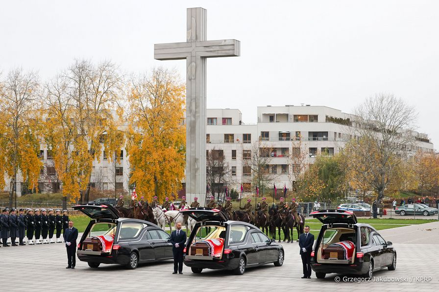009_Andrzej_Duda_powtorny_pochowek_prezydentow_RP_20221112_GJB_8415.jpg