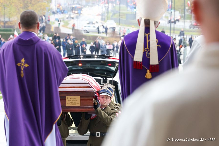 013_Andrzej_Duda_powtorny_pochowek_prezydentow_RP_20221112_GJB_8501.jpg