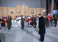 042_Andrzej_Duda_powtorny_pochowek_prezydentow_RP_20221112_GJA_0131.jpg