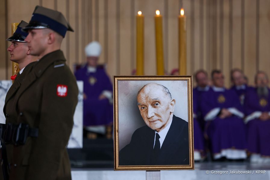 028_Andrzej_Duda_powtorny_pochowek_prezydentow_RP_20221112_GJB_8700.jpg