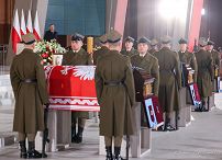 039_Andrzej_Duda_powtorny_pochowek_prezydentow_RP_20221112_GJB_8855.jpg