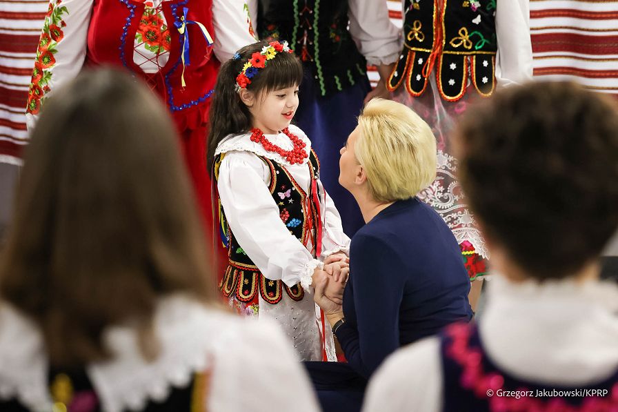 027_20221117_Agata_Kornhauser_Duda_Klub_Kultury_Polskiej_Energodar_GJB_0181.jpg