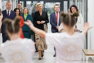 13__Agata_Kornhauser_Duda_otwarcie_zesol_szkol_specjalnych_Debica_20221118_GJB_0456.jpg
