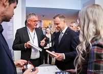 006_20221118_Andrzej_Duda_Zwiedzanie_stoisk_Laureatow_NGP_2021_JSZ_1171.jpg