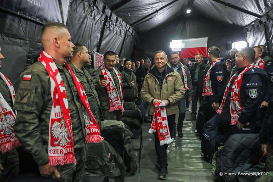 02__Andrzej_Duda_Mecz_Polska_Meksyk_Nowa_Luka_20221122_MB2_4582.jpg