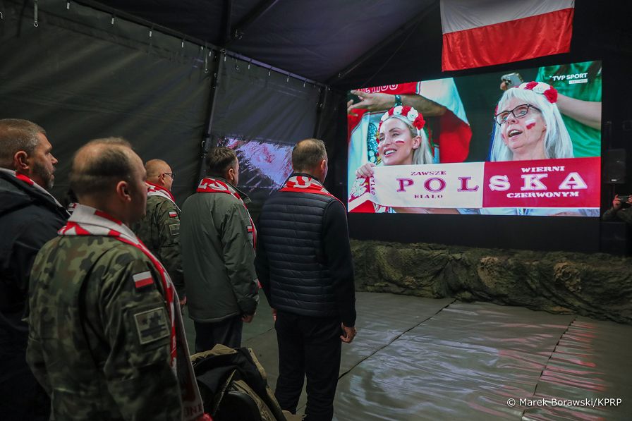 03__Andrzej_Duda_Mecz_Polska_Meksyk_Nowa_Luka_20221122_MB2_4646.jpg