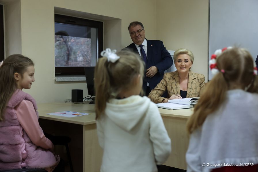 005_20221123_Agata_Kornhauser_Duda_Moldawia_Dom_Polski_Bielce_GJB_1429.jpg