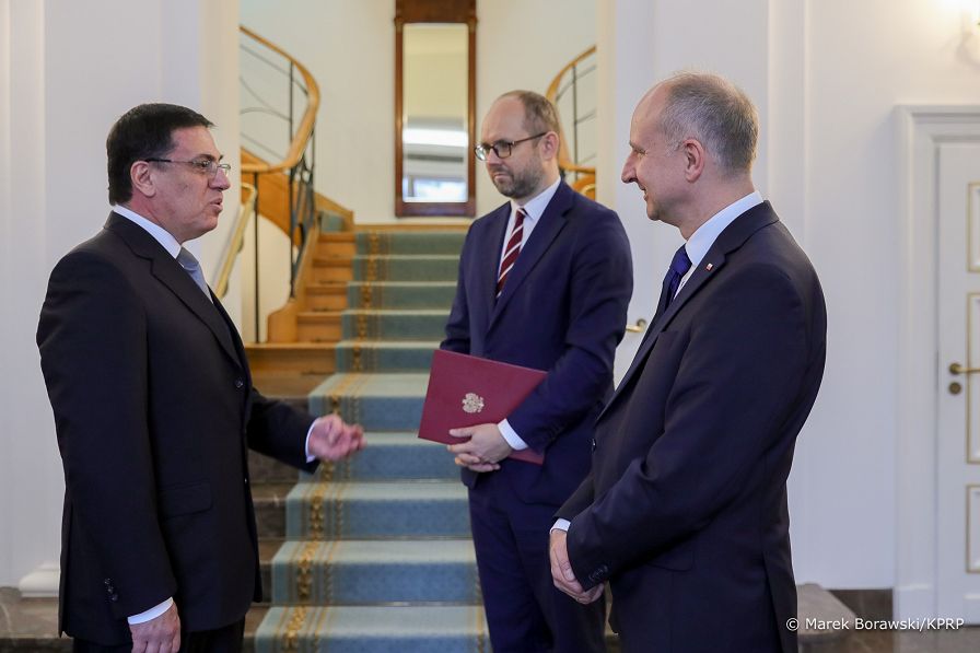 20__Andrzej_Duda_listy_uwierzytelniajace_ambasador_Urugwaju_Pablo_Alberto_Porro_Lancieri_20221123_MB2_5627.jpg