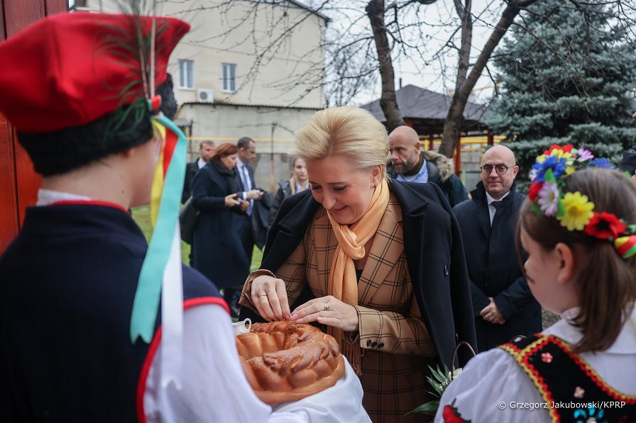 003_20221123_Agata_Kornhauser_Duda_Moldawia_Dom_Polski_Bielce_GJB_1370.jpg