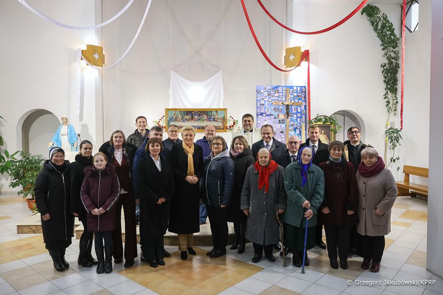 010_20221123_Agata_Kornhauser_Duda_Moldawia_Wizyta_Kosciol_Bielce_GJB_1228.jpg