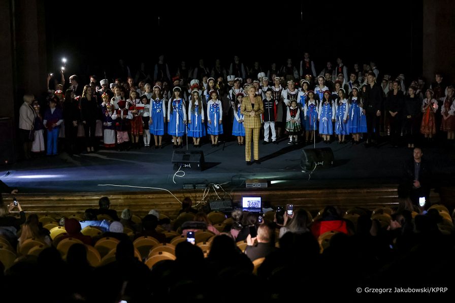 013_20221123_Agata_Kornhauser_Duda_Moldawia_Spotkanie_Polonia_Teatr_Narodowy_GJB_1651.jpg