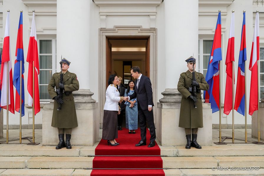 07__Andrzej_Duda_listy_uwierzytelniajace_ambasador_Kambozdzy_Phen_Savany_20221123_MB2_5370.jpg