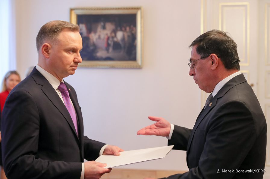 17__Andrzej_Duda_listy_uwierzytelniajace_ambasador_Urugwaju_Pablo_Alberto_Porro_Lancieri_20221123_MB2_5569.jpg