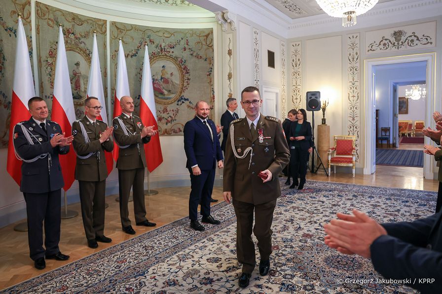 005_Jacek_Siewiera_odznaczenia_BBN_20221124_GJA_4118.jpg