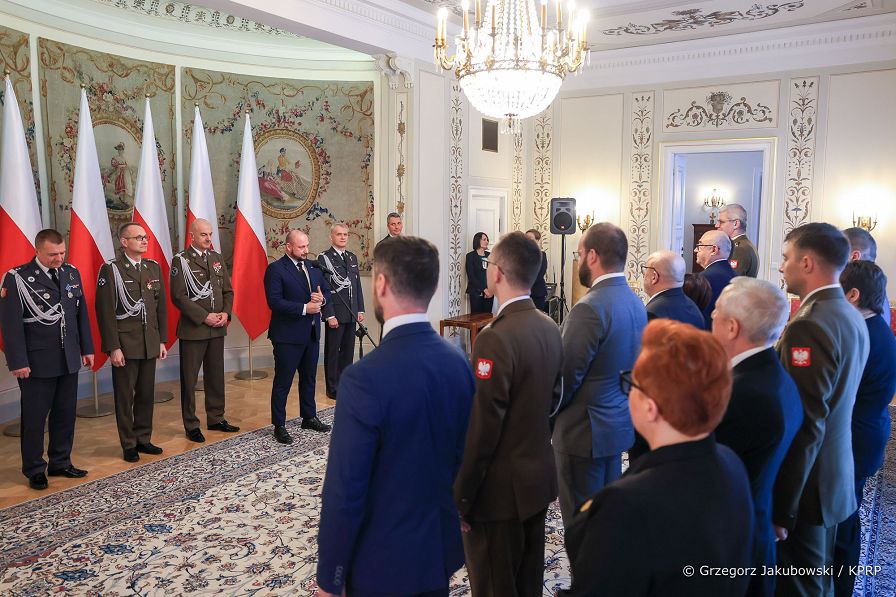 011_Jacek_Siewiera_odznaczenia_BBN_20221124_GJA_4178.jpg