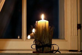 002_Swieca_pamieci_ofiar_Wielkiego_Glodu_na_Ukrainie_20221125_MB1_0132.jpg