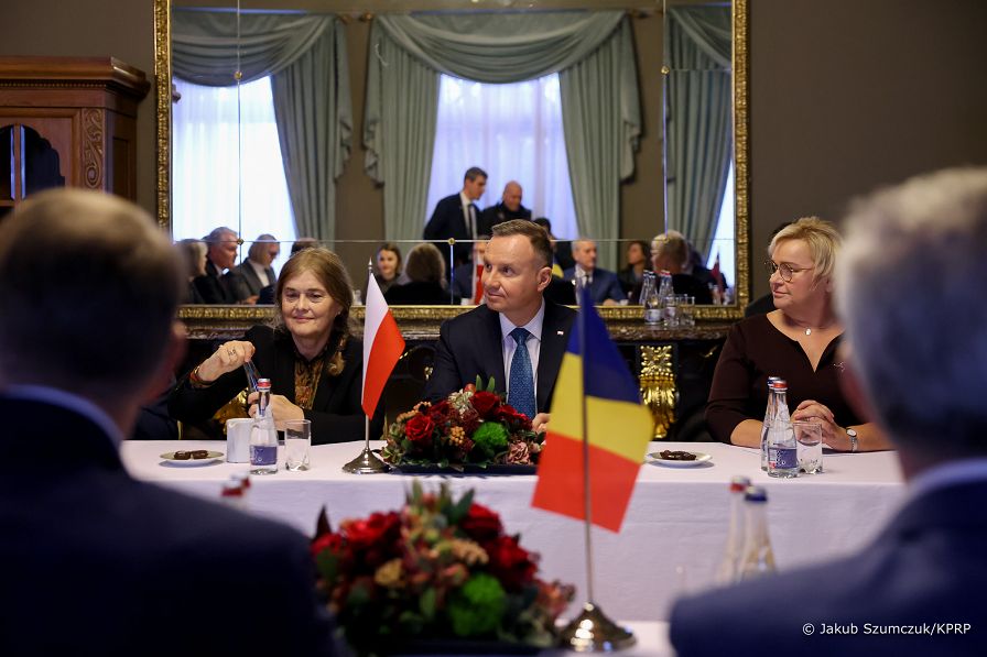 003_20221125_Andrzej_Duda_Litwa_Spotkanie_Bank_Litwy_JSZ_2703.jpg