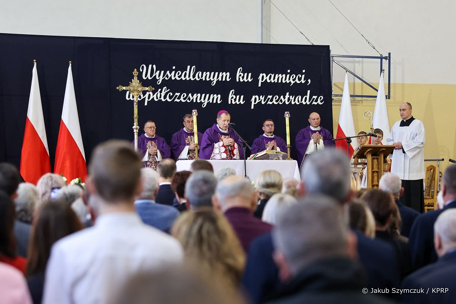 003_Andrzej_Duda_Skierbieszow_80_rocznica_wysiedlen_20221127_JSZ_3095.jpg
