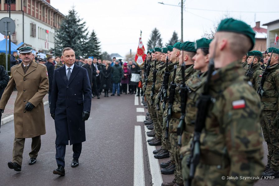 013_Andrzej_Duda_Skierbieszow_80_rocznica_wysiedlen_20221127_JSZ_3378.jpg