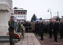 016_Andrzej_Duda_Skierbieszow_80_rocznica_wysiedlen_20221127_JSZ_3496.jpg