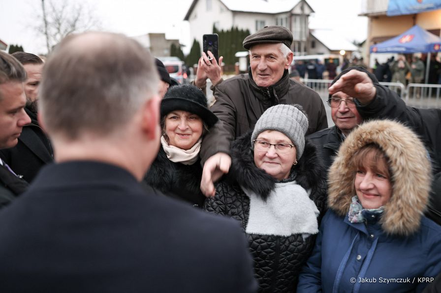018_Andrzej_Duda_Skierbieszow_80_rocznica_wysiedlen_20221127_JSZ_3527.jpg